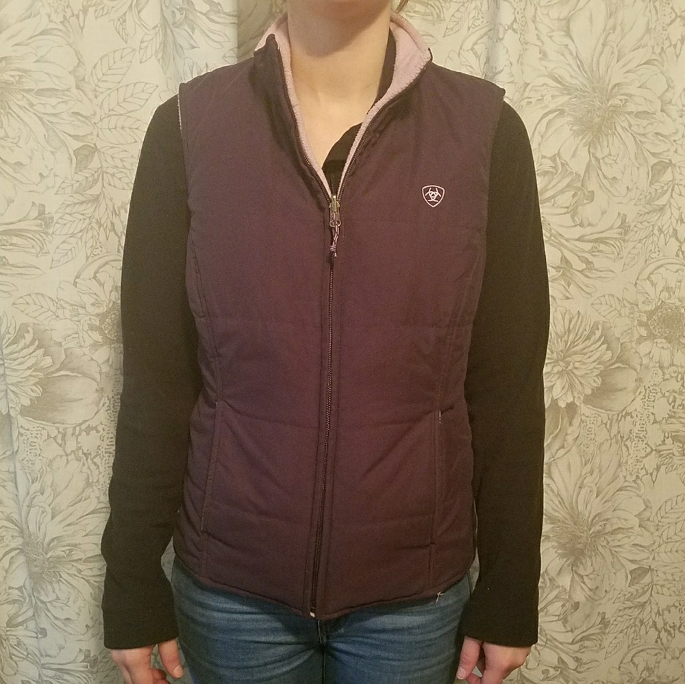 Ariat vest sz small - purple reversible